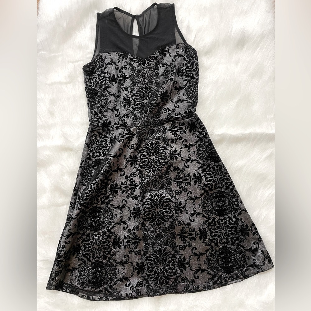 Black cocktail dress size XS